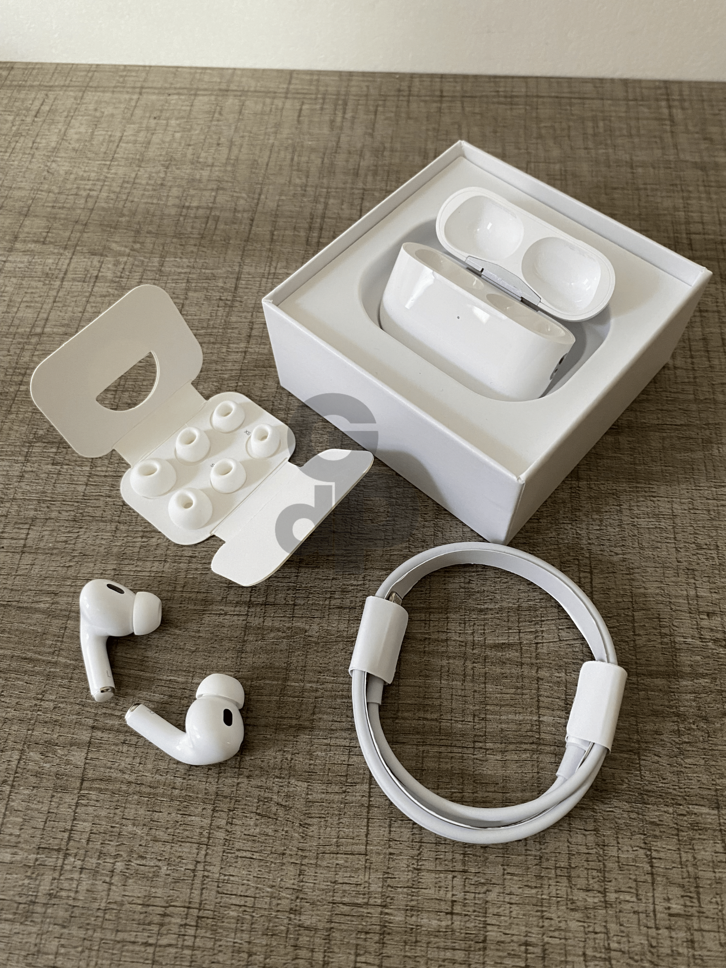 AIRPODS PRO 2DA GENERACIÓN 1.1 SELLO DORADO ANC🥇